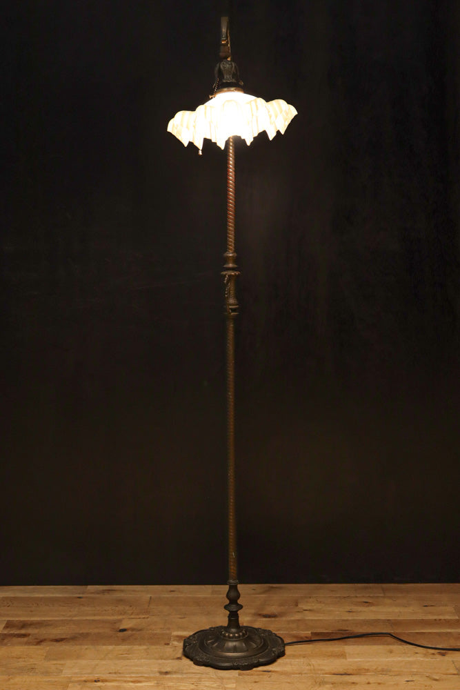 高さ1485ミリ!! クラシカルなデザインで上品な大型スタンドライト　DC8431