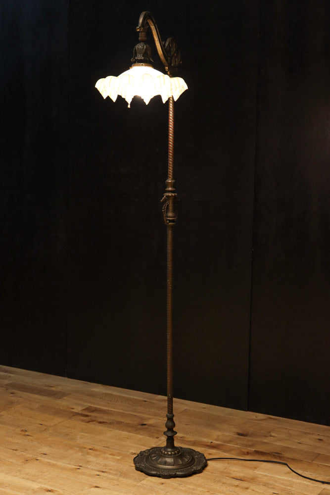 高さ1485ミリ!! クラシカルなデザインで上品な大型スタンドライト　DC8431