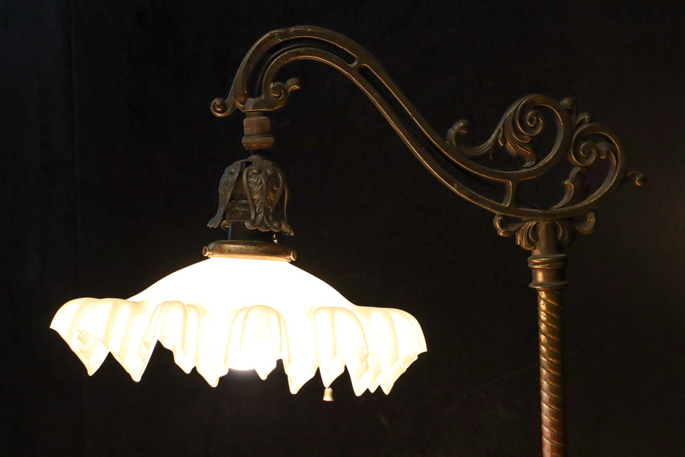 高さ1485ミリ!! クラシカルなデザインで上品な大型スタンドライト　DC8431