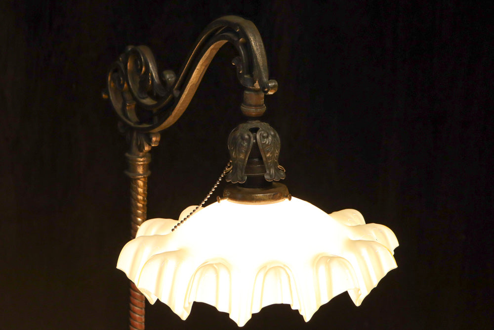 高さ1485ミリ!! クラシカルなデザインで上品な大型スタンドライト　DC8431