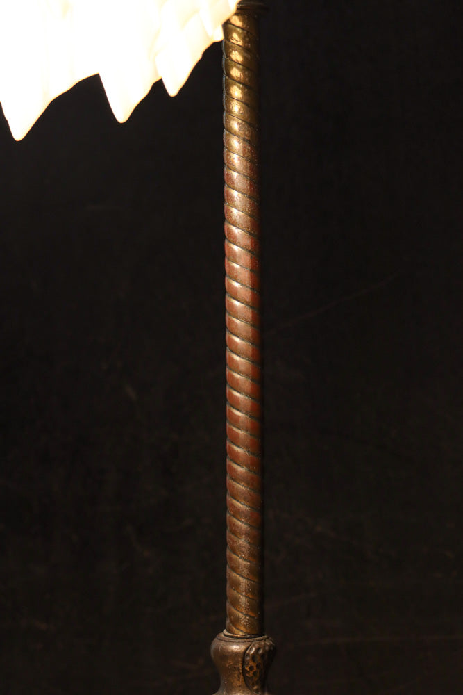 高さ1485ミリ!! クラシカルなデザインで上品な大型スタンドライト　DC8431