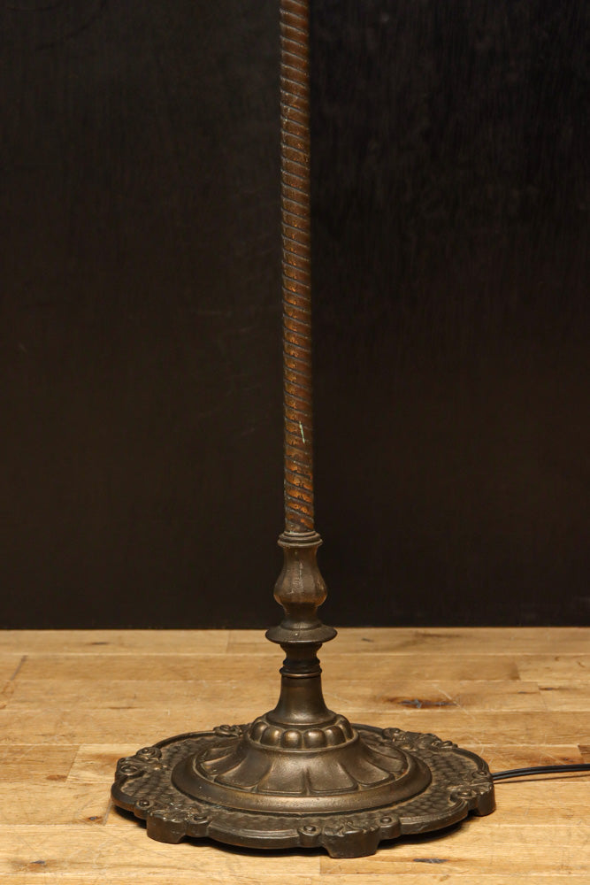 高さ1485ミリ!! クラシカルなデザインで上品な大型スタンドライト　DC8431