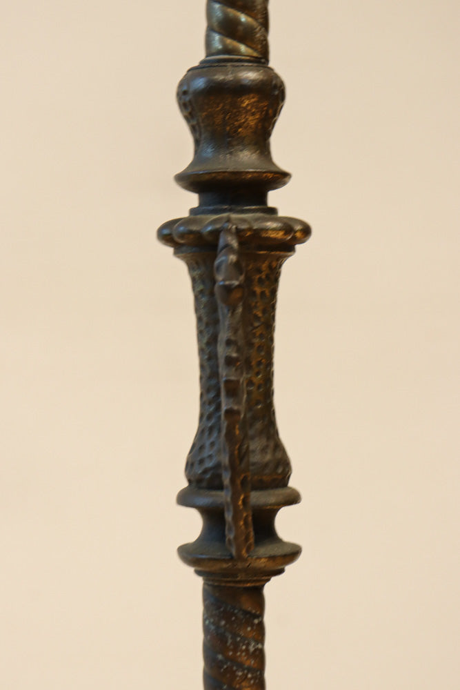 高さ1485ミリ!! クラシカルなデザインで上品な大型スタンドライト　DC8431