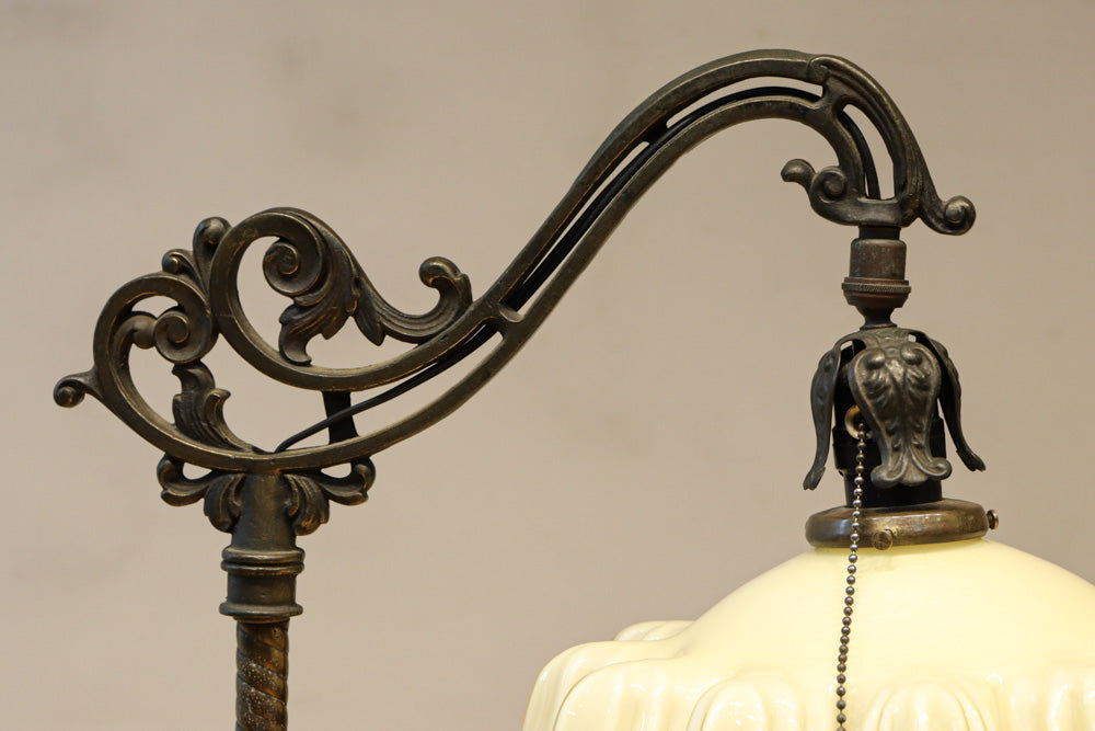 高さ1485ミリ!! クラシカルなデザインで上品な大型スタンドライト　DC8431