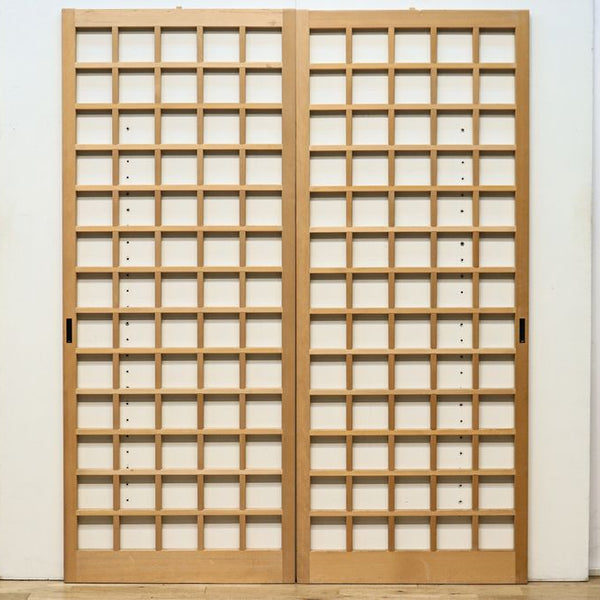 内蔵戸　格子戸 幅717ミリ,675ミリ 正方形の升目で凛々しい全面升格子戸 F7149ab 在庫