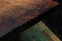 頑丈な鉄脚を味わいある天板と組み合わせた創作テーブル　Ba7799