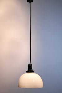 上品な明かりを届けるシンプルなお椀型の電笠　DB6901　在庫1個