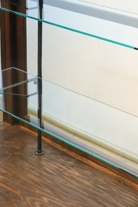 上質なオーク材にディスプレイが映える四面ガラスケース　BB1496