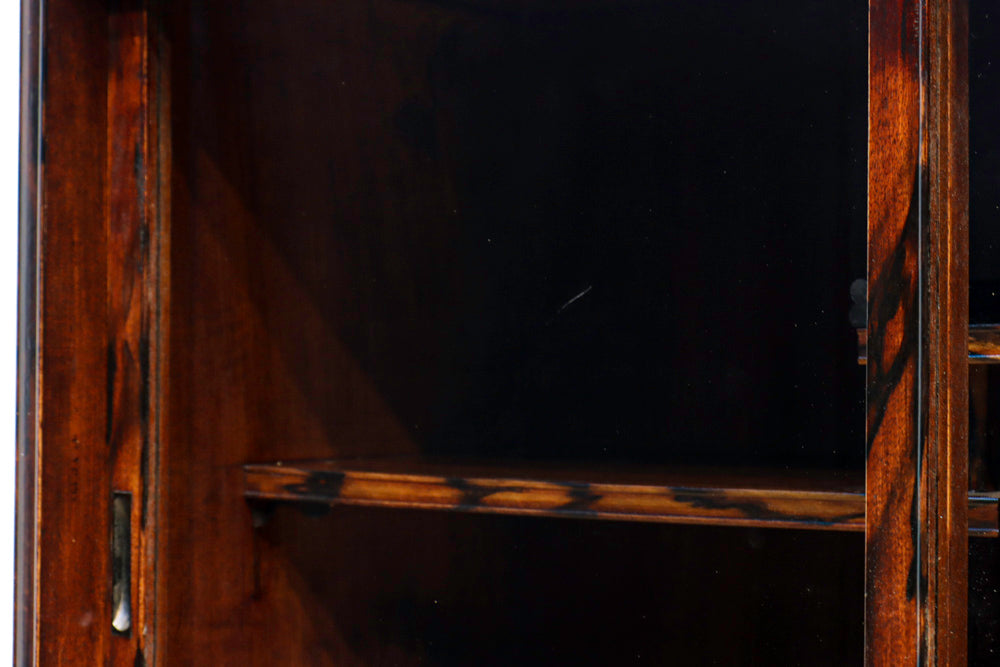 黒柿と欅の見事な杢目が細部まで流れる極上茶箪笥　BB1752