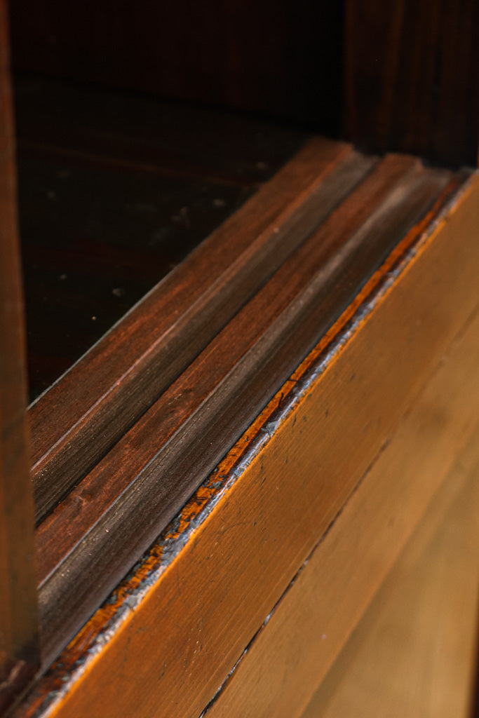 極上の欅杢目に漆が艶やかな光沢を放つ階段箪笥　Ba9928