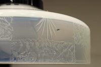 乳白色と透明ガラスのレトロな電笠　DC2580
