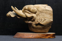 重厚感溢れる欅造りの象の木鼻一対　DC3137ab　在庫2個一組