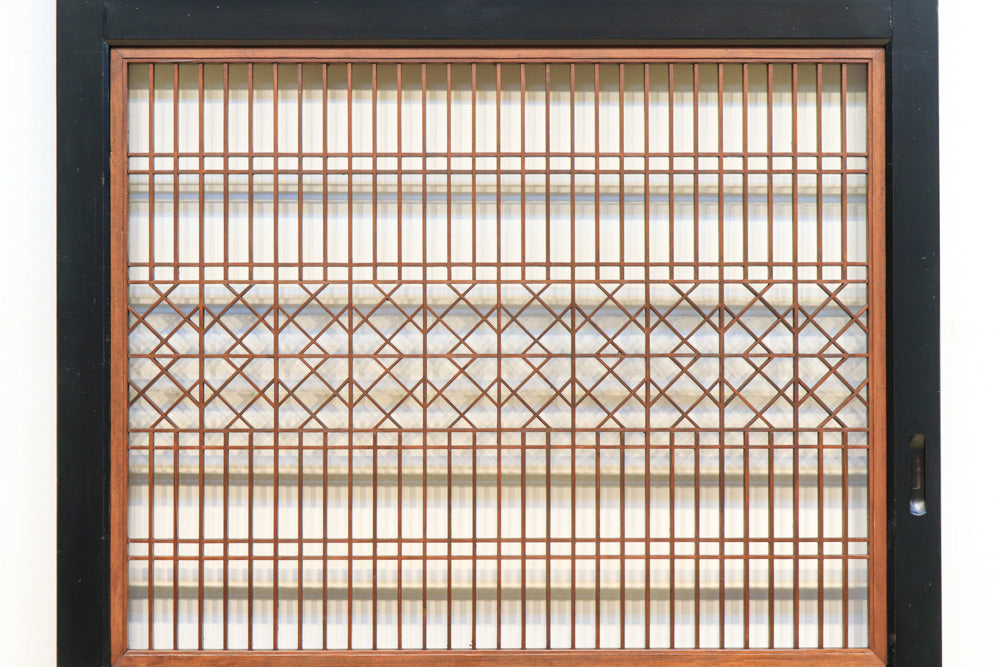 幅860ミリ　繊細な幾何学模様が美しい透かし板戸　F7588　在庫2枚