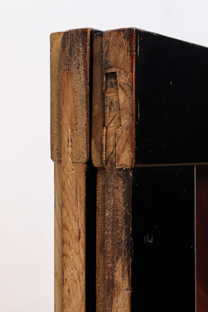 幅872ミリ　豪華な太黒枠に美しい一枚板欅の杢目を魅せる極上板戸セット　F7619　在庫２枚1組