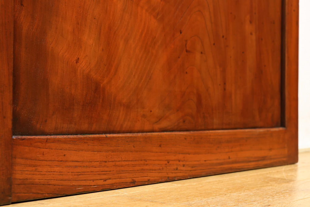 幅913ミリ　優美な欅杢目と蜀江組子の上品なスリガラス入り透かし板戸　F7726　在庫1枚